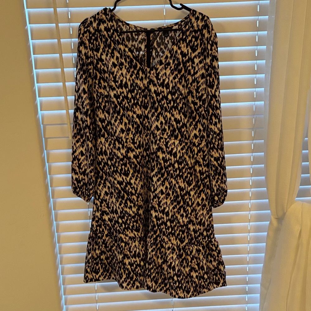 Ann Taylor Black and Cream Patterned Long Sleeve Dress
